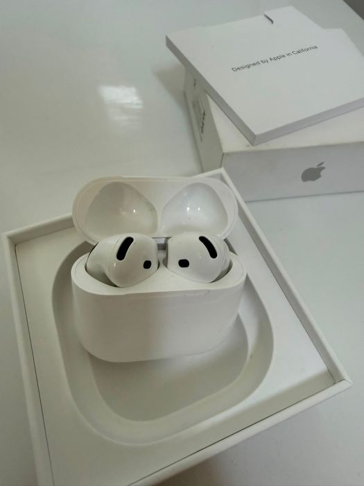 Airpods 4 com caixa como novos