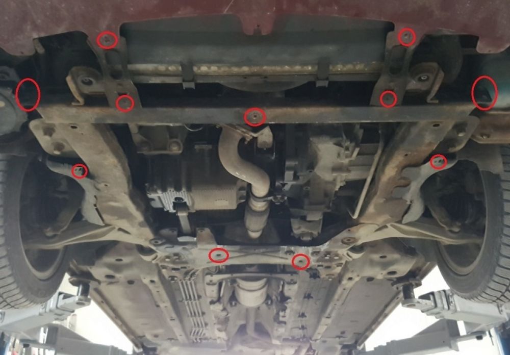 Resguardo de motor Alfa Romeo 159 em metal