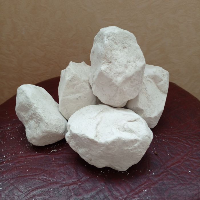 Мел кусками, разными размерами