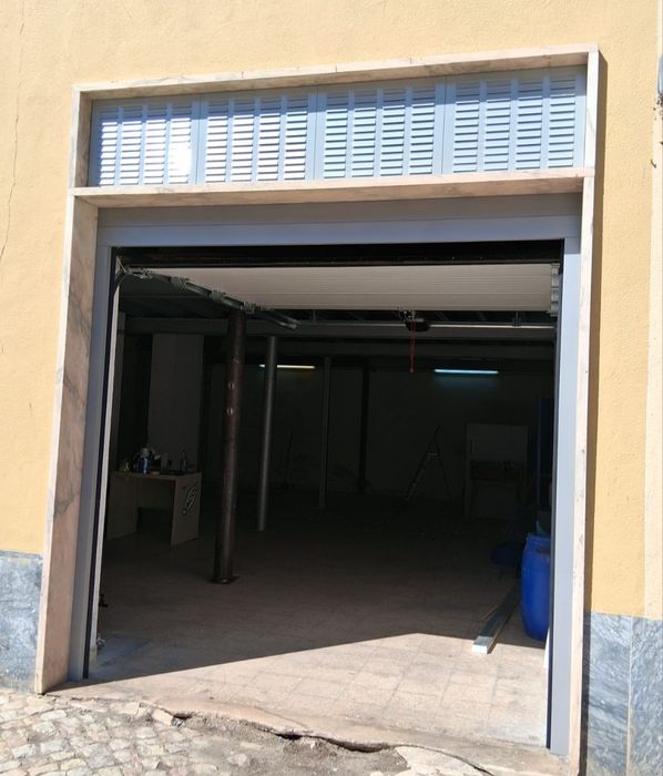 Portão seccionado de garagem por medida Novas cores