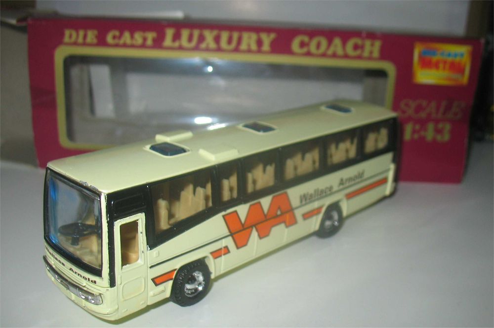 Autocarro Luxury Coach - Wallace Arnold