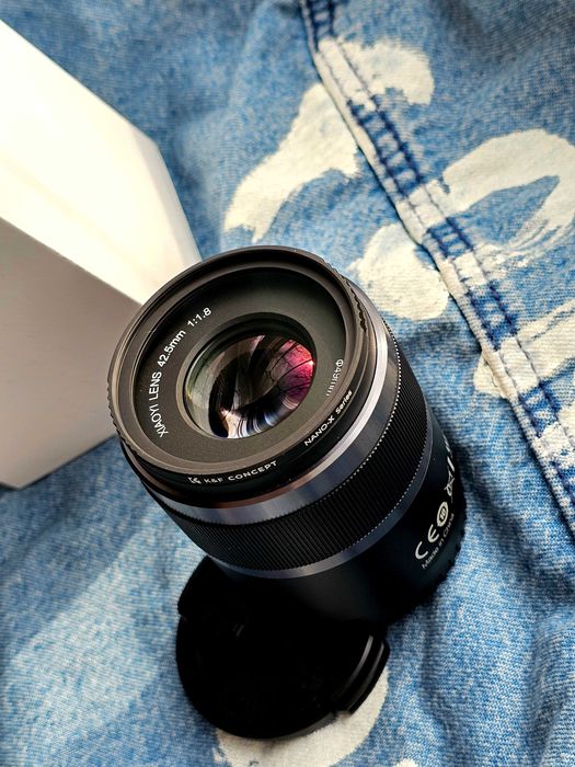 Продам портретный объектив 42,5/1.8 XiaoYI micro 4/3 Panasonic Olympus