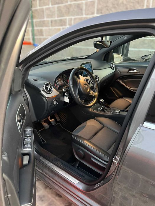 Mercedes-Benz B 200 d Urban — photo 3