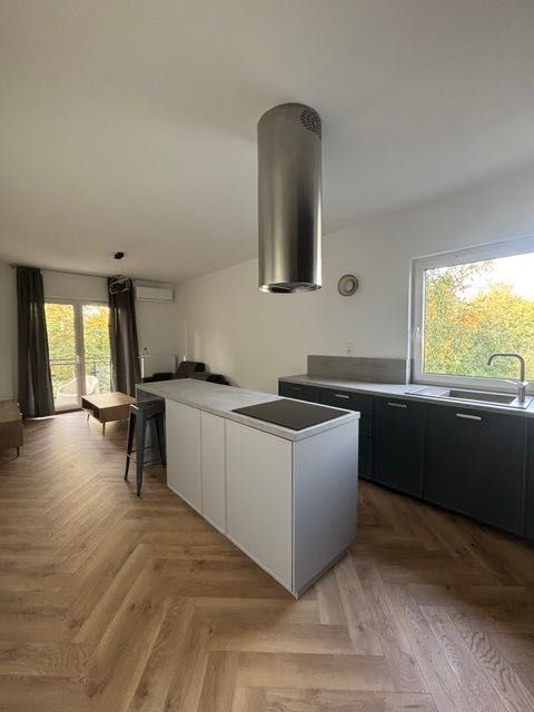 Nowe gotowe do zamieszkania dwupokojowe mieszkania/ klimatyzacja / miejsce postojowe w hali garażowej