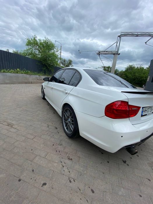 BMW е90 335і 2008