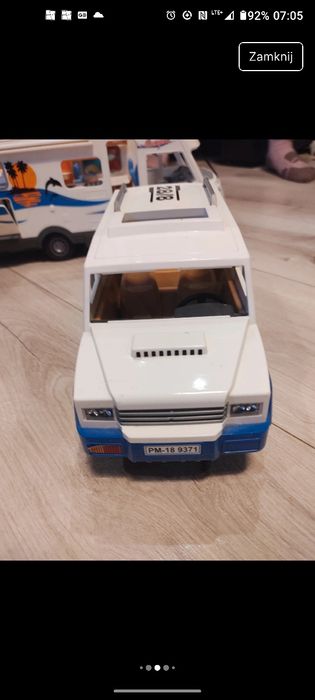 Zestawy Playmobil lekarz policja country Camper