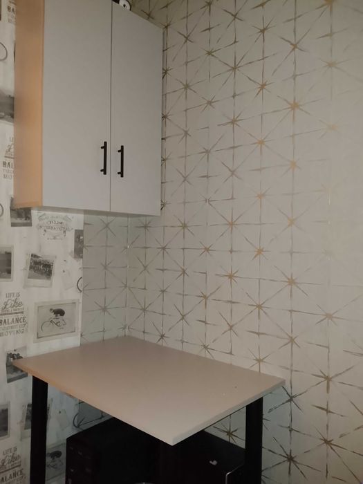 Продам стіл кухонний з новий