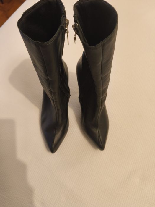 Botas de pele genuina usadas duas vezes