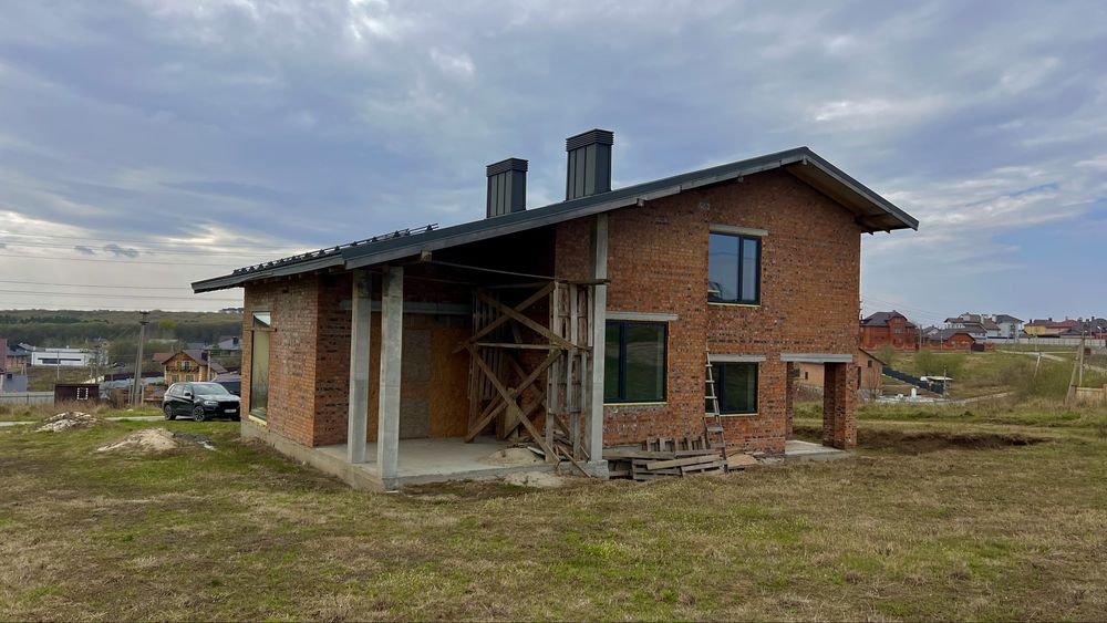 Продаж шикарного будинку в елітному районі
