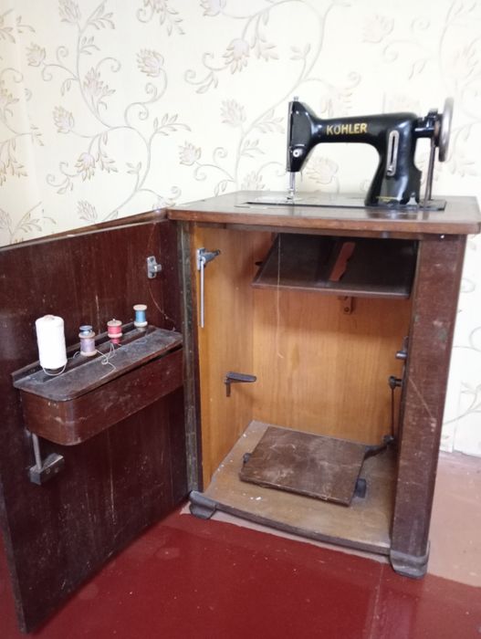 Продам німецьку швейну машинку KÖHLER