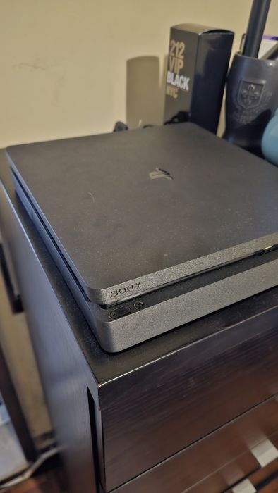 Playstation 4 Slim firmware 11.00