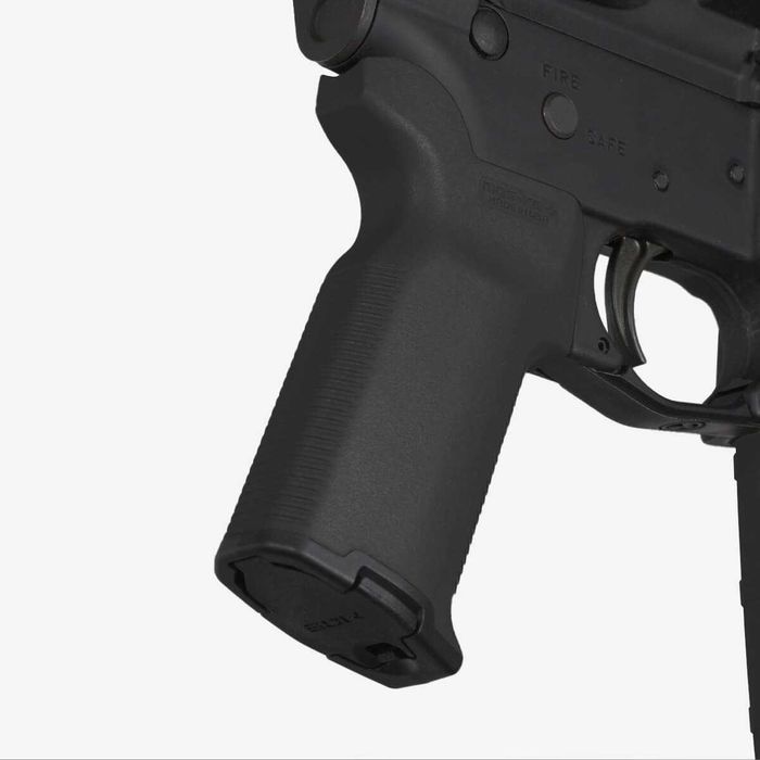 Руків’я пістолетне Magpul MOE-K2+ AR15 Чорна, прогумована