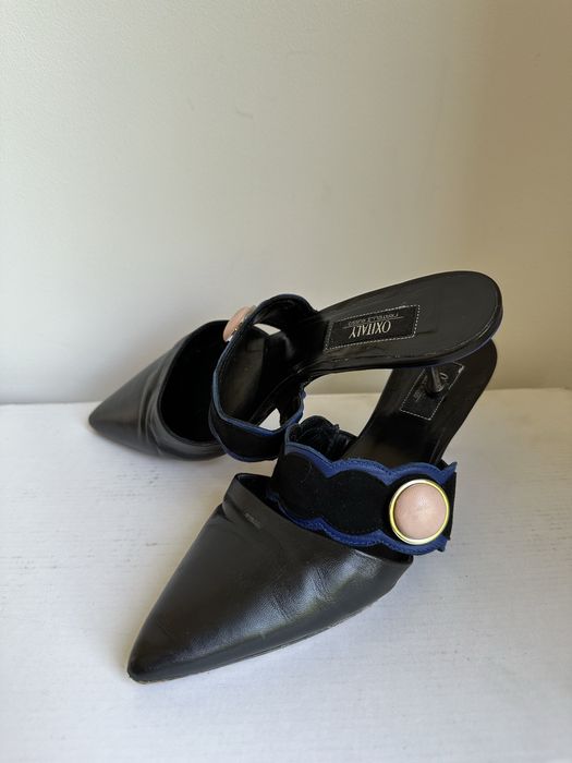 Eleganckie klapki na obcasie