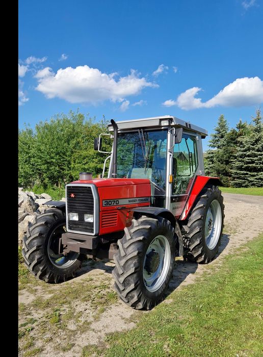 Massey Ferguson 3070 . 3075