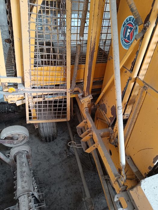 Буряковий комбайн KLEINE Automatic 5002