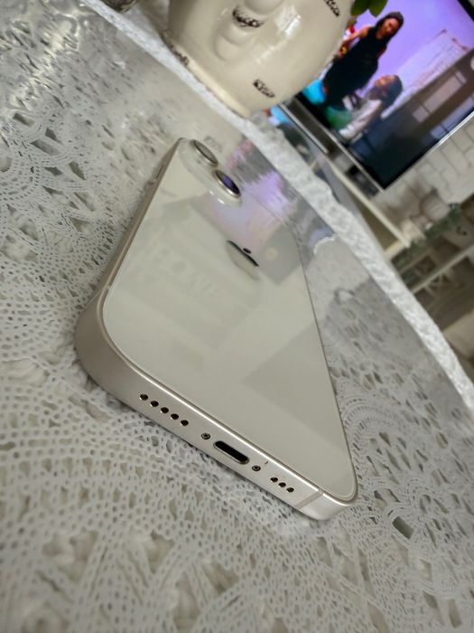 iPhone 14 biały stan idealny