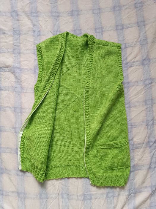 Жилетка ручна в’язка. handmade