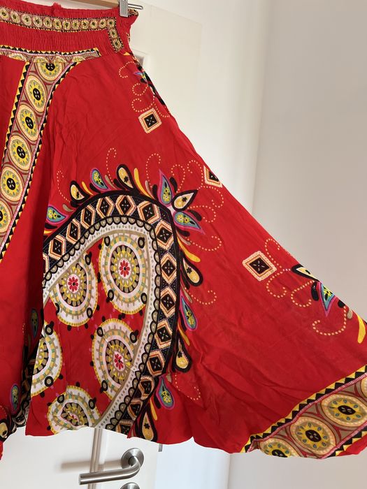 Calças balão fluídas vermelhas de algodão