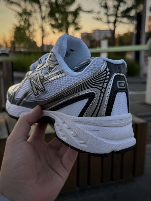 Кросівки New Balance білі зі сріблом сітка, весна - літо кроссовки нью беланс