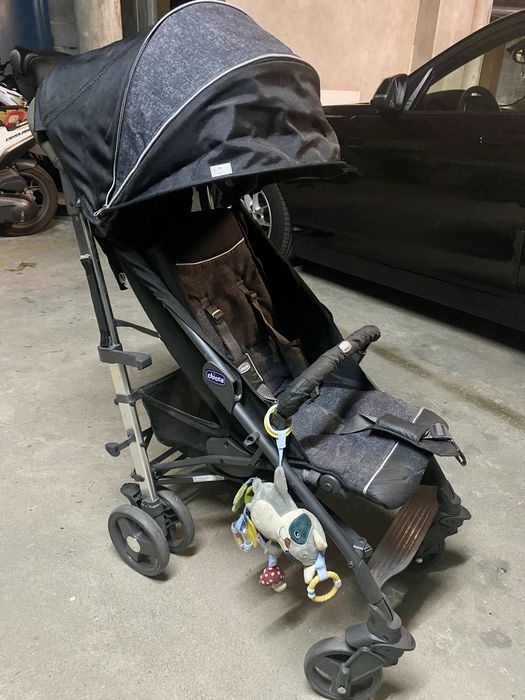 Vendo carrinho de passeio Chicco