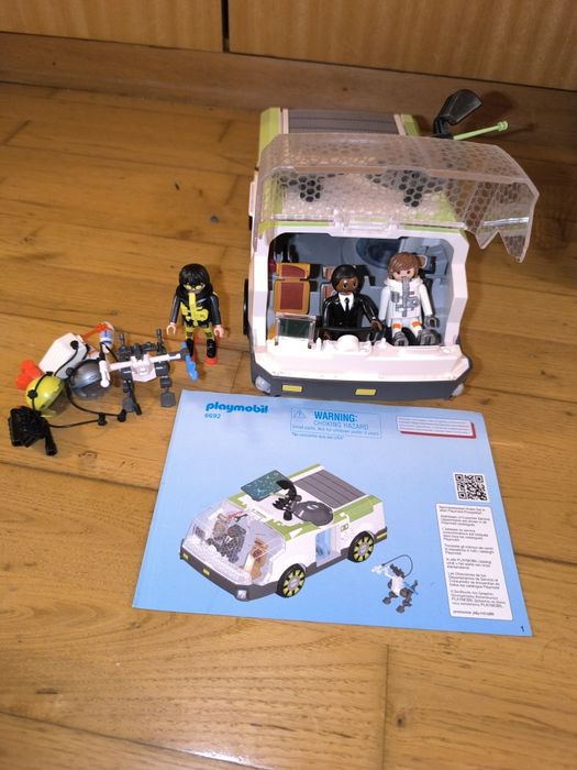 Playmobil super 4 carro camaleão com gene + 2 bonecos astronautas