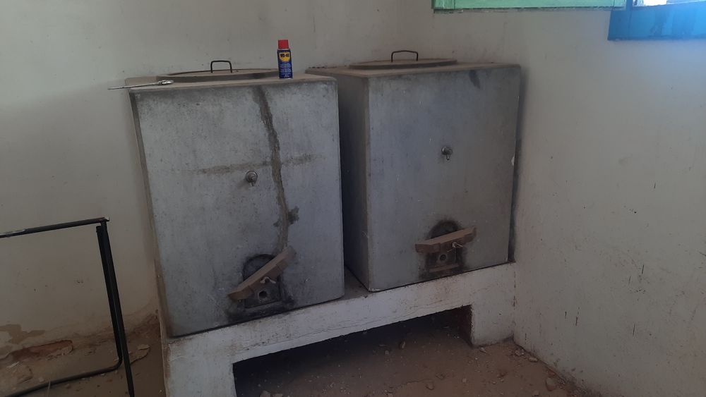 Cubas antigas de cimento