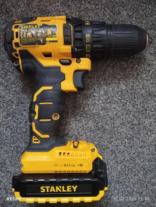 Шуруповерт Stenley 18 v.