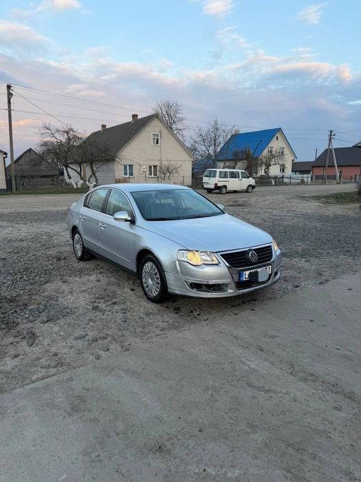 Продам пасат б 6 1.6 fsi