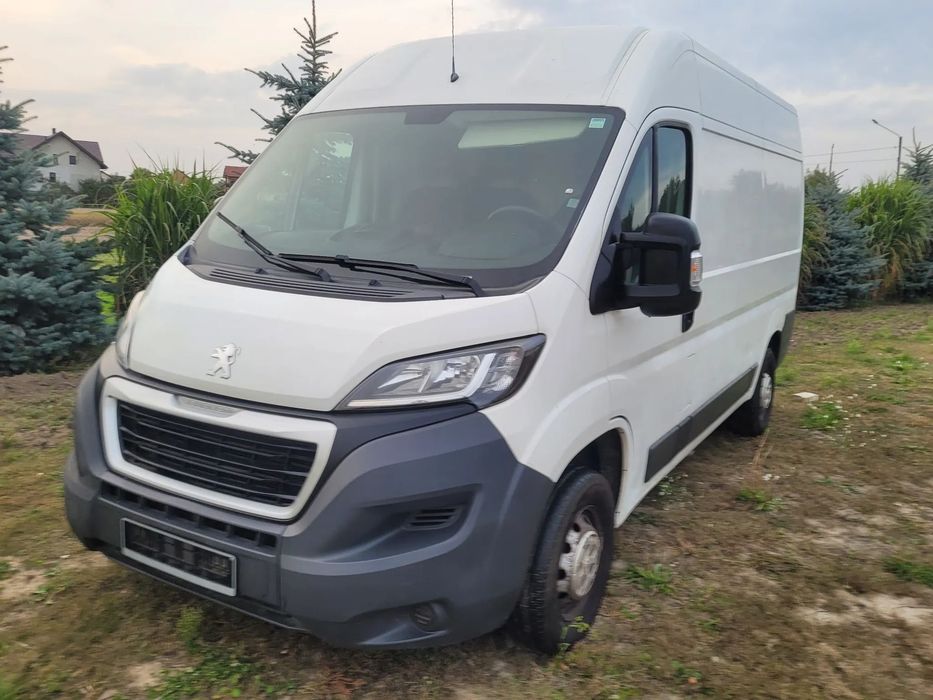 Peugeot Boxer  2.2 diesel L2H2  Tempomat Klimatyzacja
