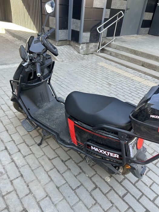 Скутер Maxxter Eclipse