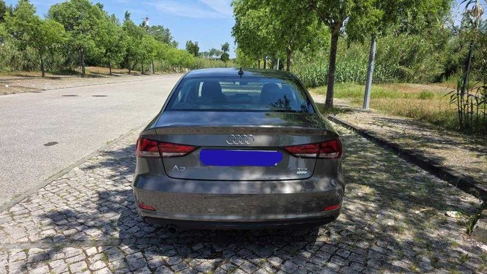 Audi A3 1.6 TDI Limousine Attraction Ultra