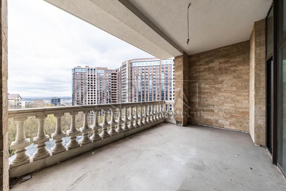 ЖК "Liberty Estate" квартира без ремонта (172м2) Шевченковский район