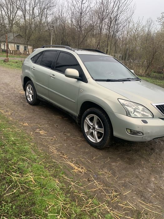 Лексус RX 300 обслужений