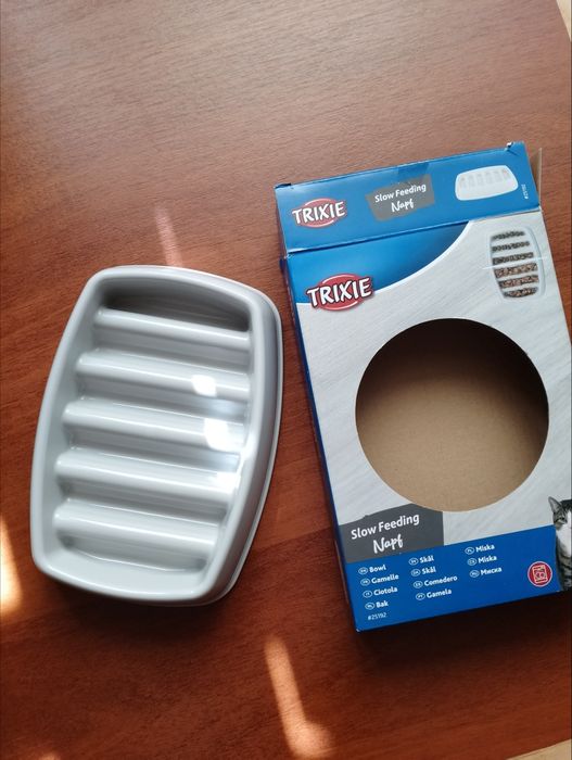 Миска для собак та котів “Trixie”, повільне поїдання