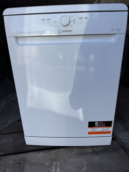 Посудомиюча машина Indesit DFE 1B19 13
