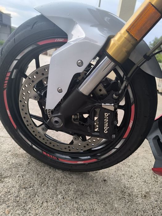 BMW F900R 8000km