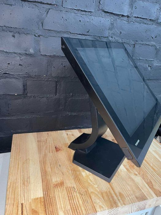 POS-термінал Toshiba TCxWave 6140-A30 є 21 шт для магазинів, кафе