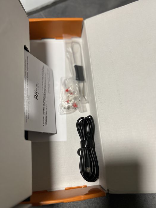 Royal Kludge RK61 • Механічна клавіатура • Нова