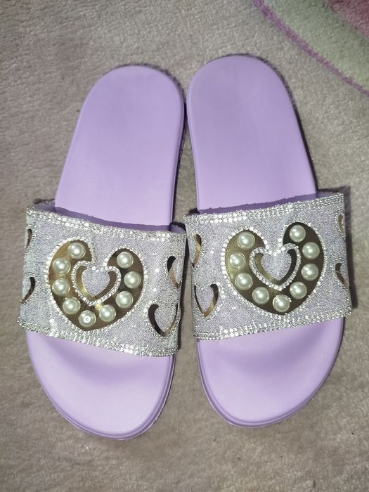 Нові жіночі шльопки вуличні капці