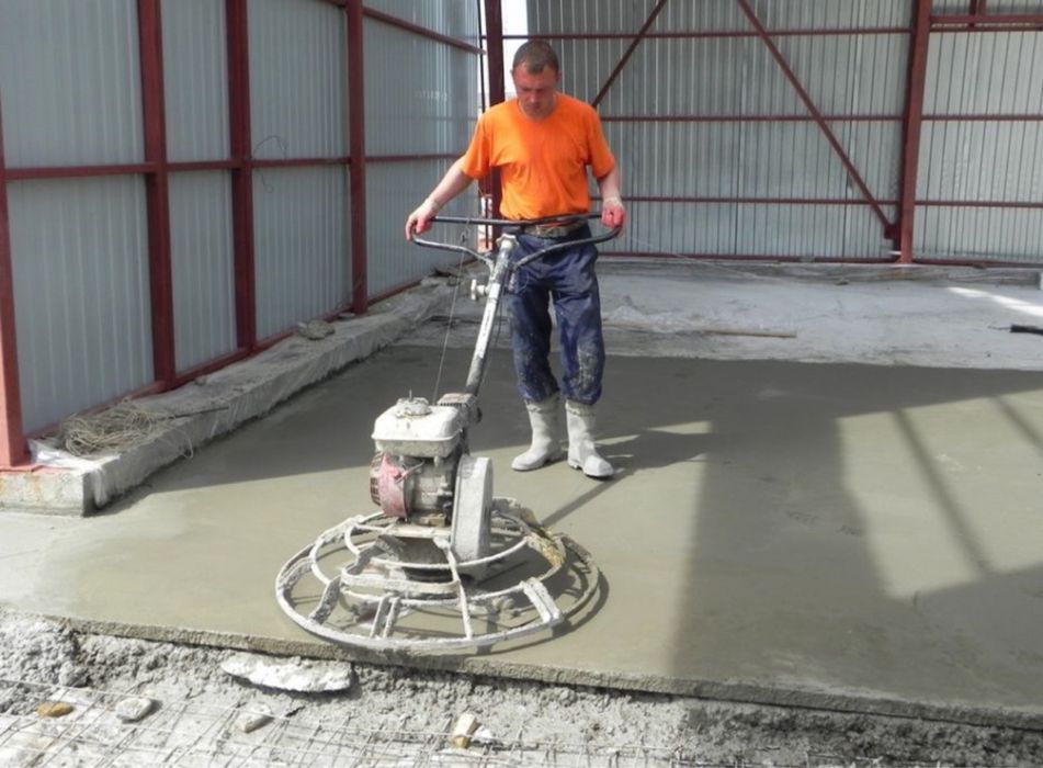 Оренда загладжуючої машини по бетону Oskar