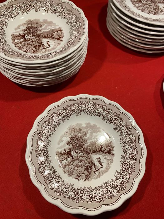 Serviço de Pratos Vintage "Swiss Landscape" – Cerâmica Italiana Fontebasso (22 Peças)