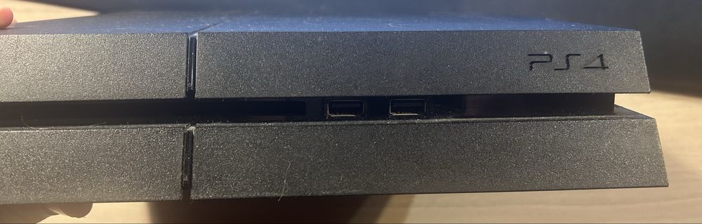 Ps4 stan bdb +1pad + gry