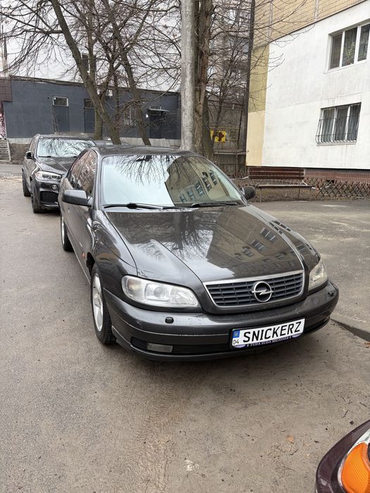 Opel omega B 2001