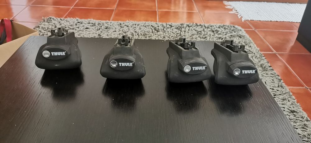 Pés thule modelo 757