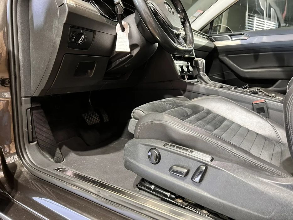 VW Passat 2.0 BiTDI 240cv DSG | Nacional | Full Extras | 2015