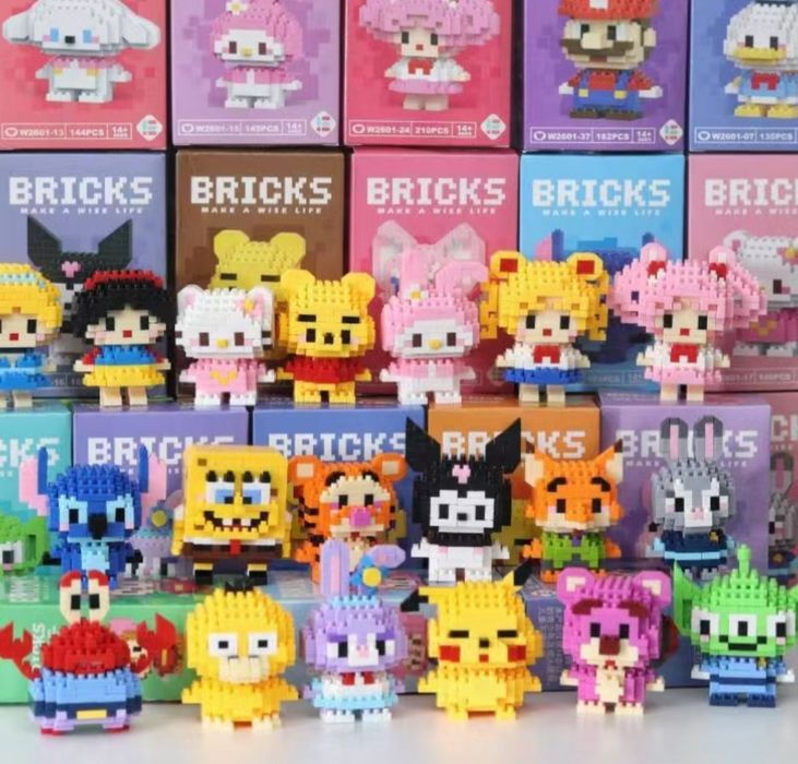 Конструктор Bricks ВСІ  фігуркив наявності