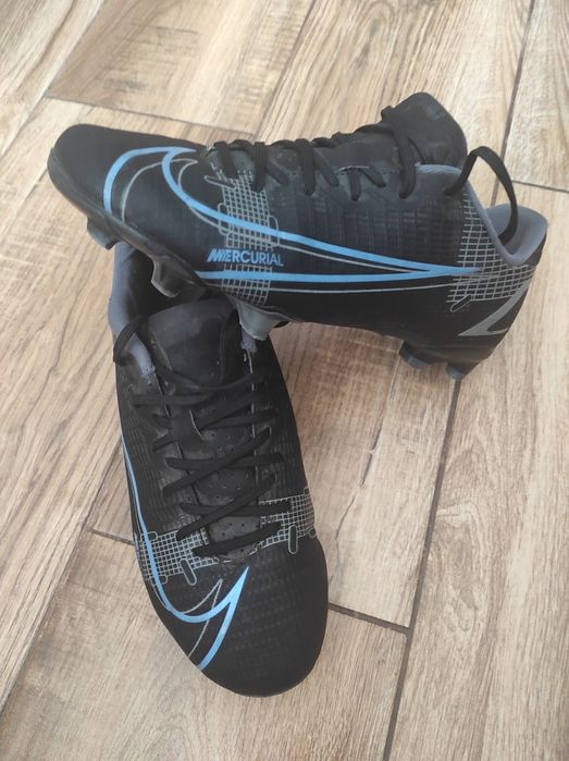 Korki Nike Lanki roz. 36,5