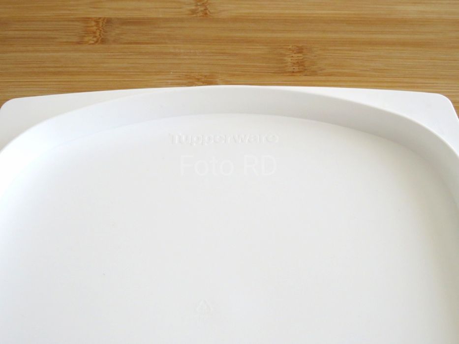 Tupperware Queijeira Quadrada Nova