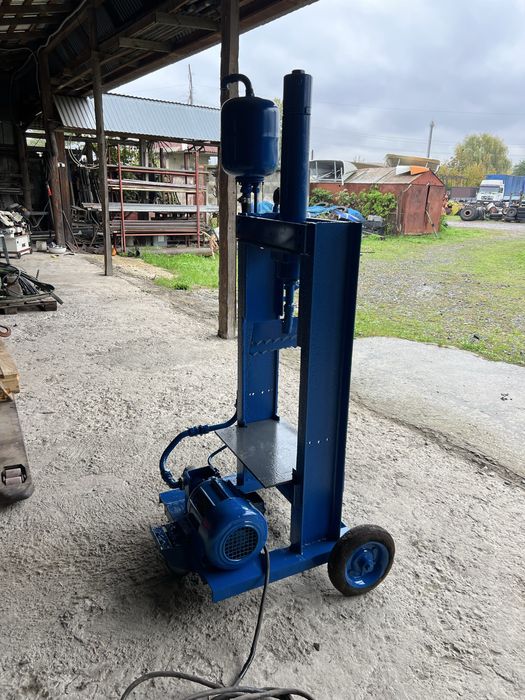 Гідравлічний дровокол/прес