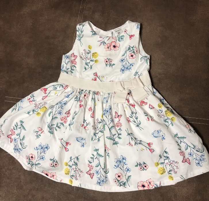 Сукня на дівчинку